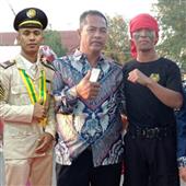 một 