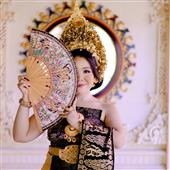 Việ