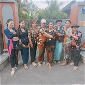 Sự T