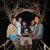Tự t