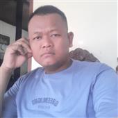 Quyế