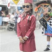 Sự T