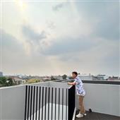 Thu
