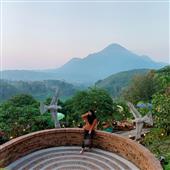 Nhậ