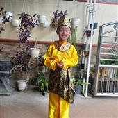 NỮ H